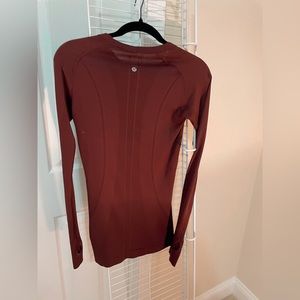 Lululemon Run Swiftly long sleeve.